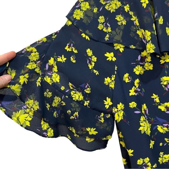 GOEN.J flower print ruffle sleeve floral silk top blouse size medium - Picture 9 of 12